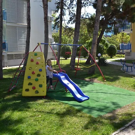 Apartment Peevi Elit 1 *